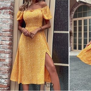 SHEIN Ditsy Floral Print Puff Sleeve Split Thigh Dress. Yellow. Medium and Large
